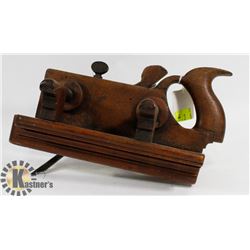 1800'S CARPENTERS WOOD PLOW