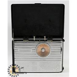 1940's RCA TUBE PORTABLE RADIO
