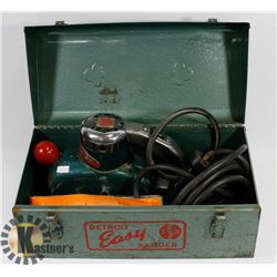 1950'S DETROIT'S EASY WANDER FINISHER WITH CASE