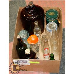 LOT OF ASSORTED COLLECTIBLE EMPTY ALCOHOL BOTTLES