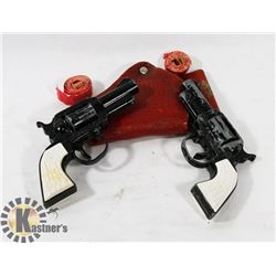 1950'S PAIR OF GAMBLER CAP GUNS WITH HOLSTER &