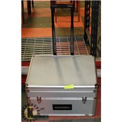 MASTERCRAFT ALUMINUM 3-DRAWER ROLL