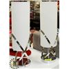 Image 1 : SHOWHOME PAIR OF TABLE LAMPS W/ CHROME BASE, 24"H