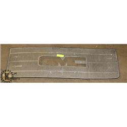 2008 - 2013 GMC TRUCK GRILL INSERT