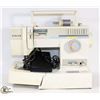 Image 1 : SINGER PORTABLE SEWING MATCHING WITH CASE