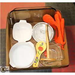 LARGE BOX W/BAKEWARE INCL. ANCHOR,