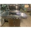 Image 2 : BBQTEK STAINLESS STEEL / BRONZE 6 BURNER WITH SEARING / SIDE BURNER OUTDOOR LP GAS