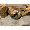Image 1 : SOLID WOOD UNIQUE TREE STUMP