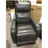 Image 1 : Brown Leather Power Recliner