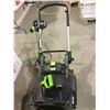 Image 1 : Greenworks Pro 22" Snow Thrower