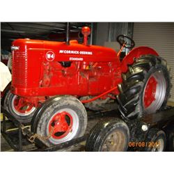 1943 Mc Cormick Deering Std W-4