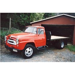 1960 International AA 162 Truck