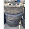 Image 2 : SET OF 4 BRIDGESTONE BLIZZAK DM V1 P255/70/R17 TIRES