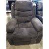 Image 2 : GREY ELECTRONIC RECLINER