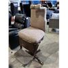 Image 2 : ANTIQUE BARBERS CHAIR MISSING ARM REST (HEAVY PIECE)