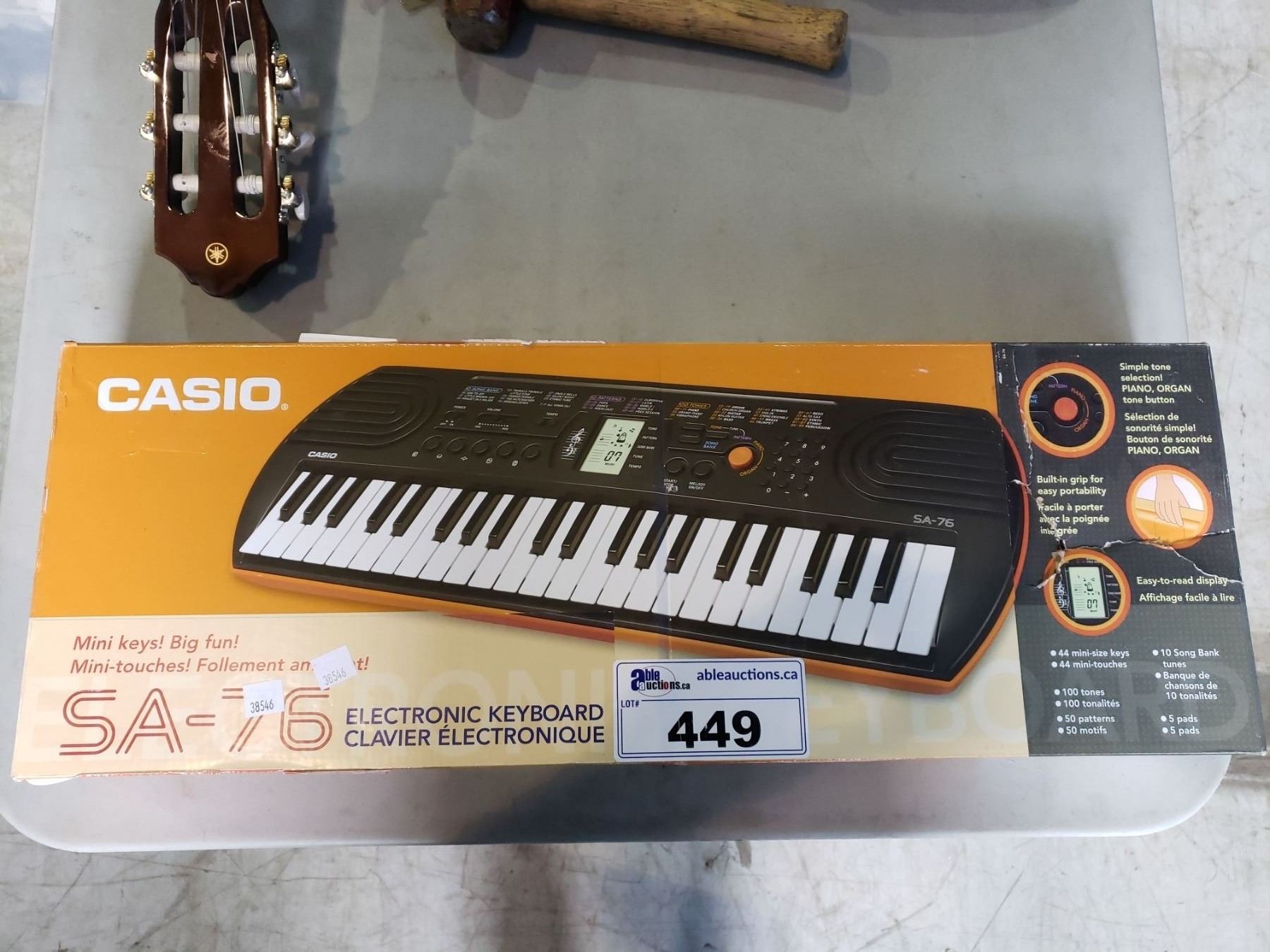 CASIO ELECTRONIC KEYBOARD SA-76
