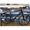 Image 1 : SPECIALIZED CROSSTRAIL ELITE DISC 27 SPEED BICYCLE