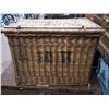Image 2 : STUCHBERRY ESTATE WICKER BASKET