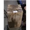 Image 1 : BLOCK OF WOOD
