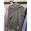 Image 2 : ASSORTED DESIGNER BUTTON UP SHIRTS