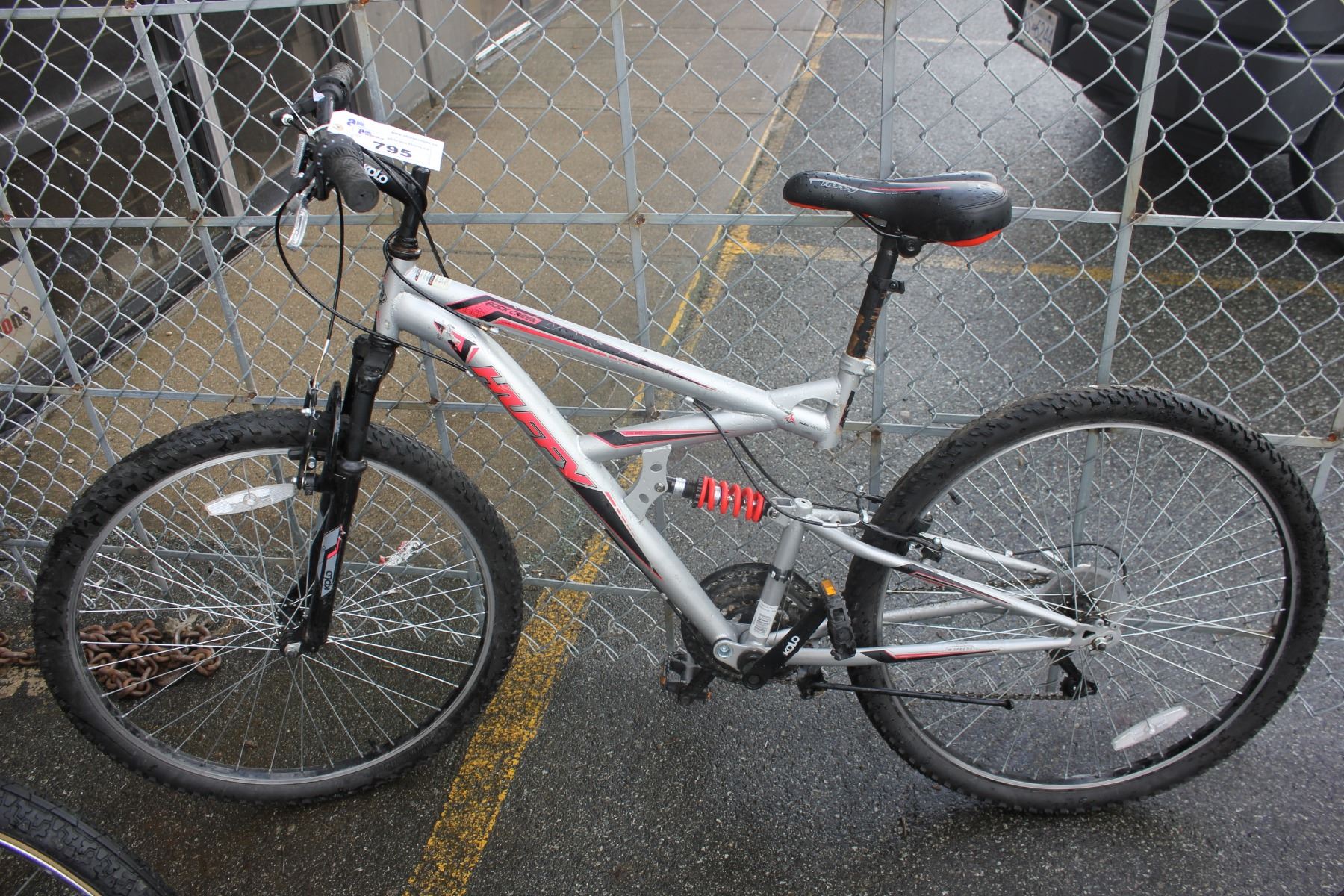 HUFFY ROCKCREEK 18 SPEED BICYCLE Able Auctions HUFFY ROCKCREEK 18 SPEED BICYCLE Able Auctions