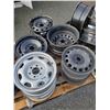 Image 2 : PALLET OF ASSORTED RIMS