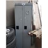 Image 2 : PAIR OF LOCKERS
