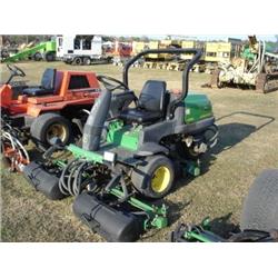 (Lot 1241.00) 2000 JOHN DEERE 2500D TRI
