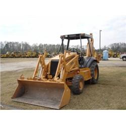 (Lot 2199.00) CASE 580L