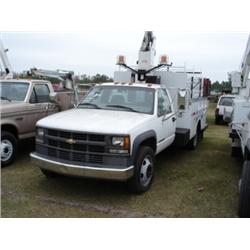 (Lot 4035.00) 2000 CHEVROLET 3500 HD