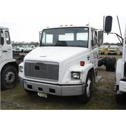 (Lot 4165.00) 2000 FREIGHTLINER FL70