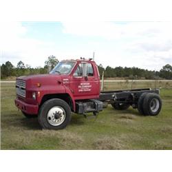 (Lot 4179.00) FORD F800