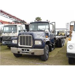 (Lot 4345.00) 1977 MACK 