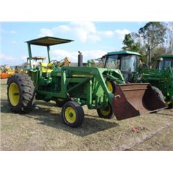 (Lot 2358.00) JOHN DEERE 4020