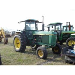 (Lot 2388.00) JOHN DEERE 4240