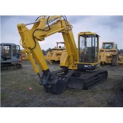 (Lot 3198.00) KOMATSU PC75UU-1