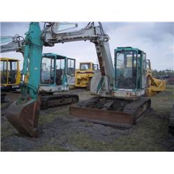 (Lot 3202.00) KOMATSU PC75UU-1