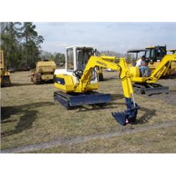 (Lot 3302.00) KOMATSU PC20-3