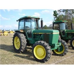 (Lot 2366.00) JOHN DEERE 4040