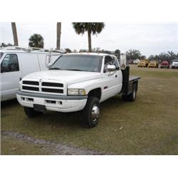 (Lot 4124.00) 1997 DODGE 3500