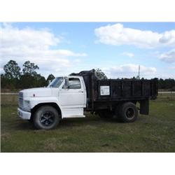(Lot 4382.00) FORD F800