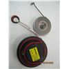 Image 1 : 2 - 100 FT TAPE MEASURES