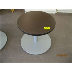 ROUND SHORT 20" TABLE