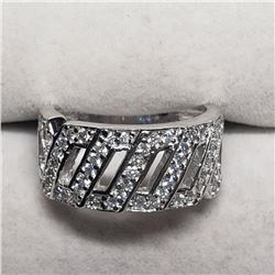 Silver Ring (~Size 6)(Ring is resizable for $40) (~weight 5.7g), Made in Canada