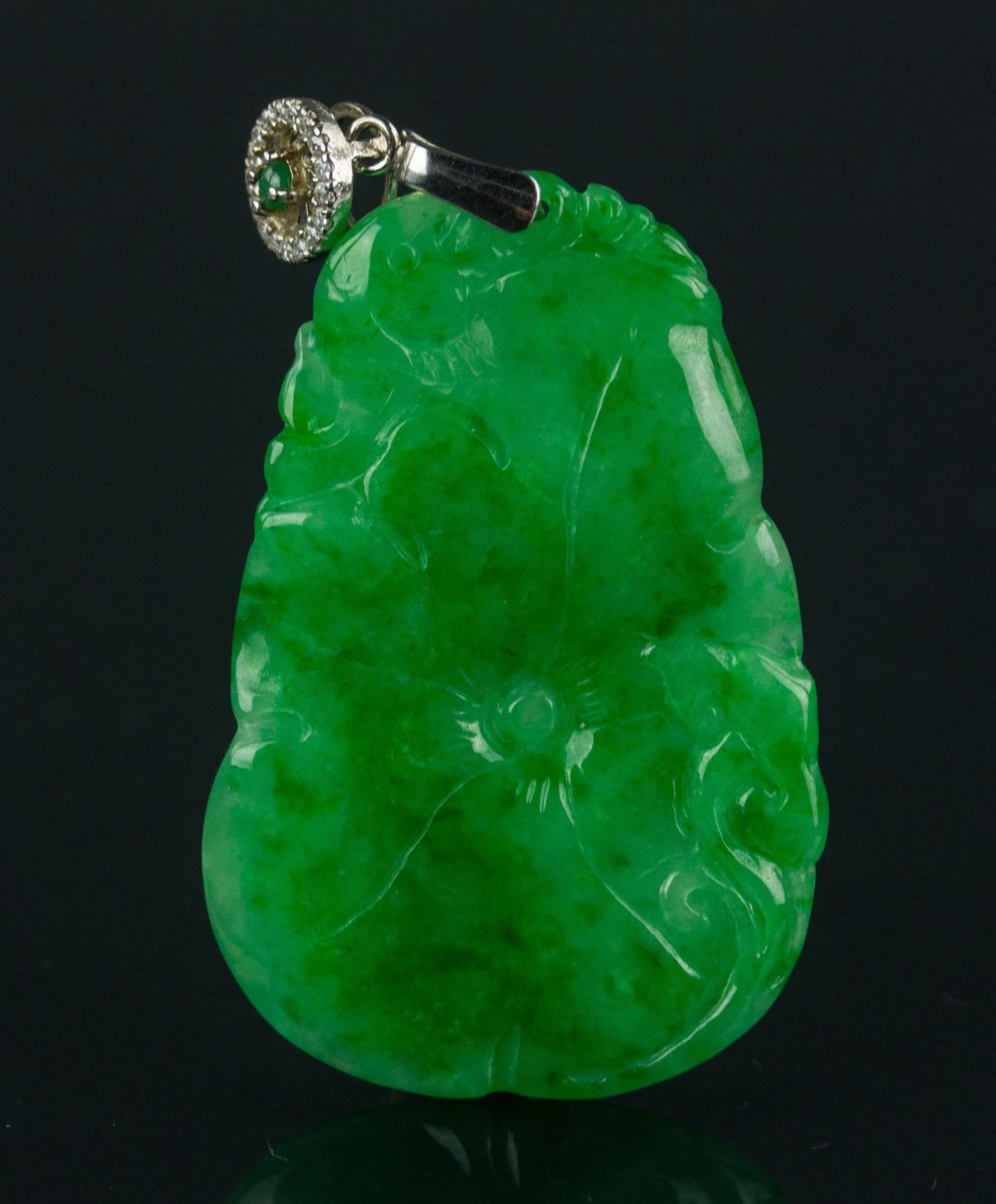 Chinese Emerald Green Jadeite Leaf Pendant