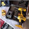 Image 2 : DEWALT CORDLESS DRILLS AND TOOL BAG