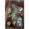 Image 2 : BOX OF SILVER PLATE SERVING PIECES