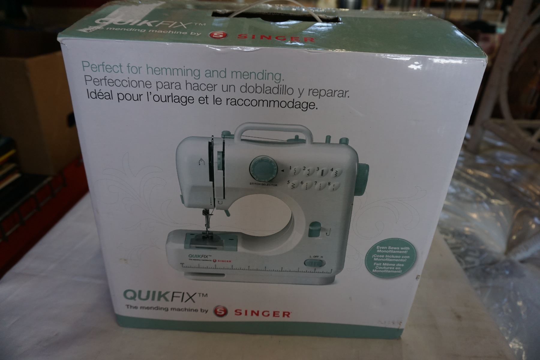 SINGER QUIK FIX SEWING MACHINE