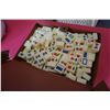 Image 2 : MAHJONG SET IN BROWN CASE