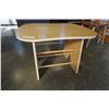 Image 2 : MAPLE END TABLE